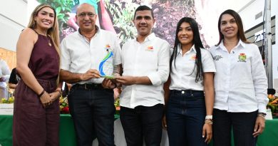 Colegio Comfacesar recibe reconocimiento por su liderazgo en educación ambiental